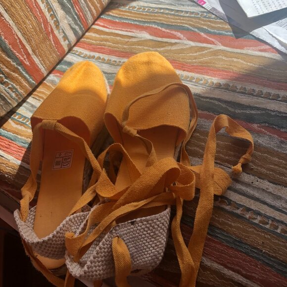 Vintage Espadrilles Made in Spain - Picture 6 of 7